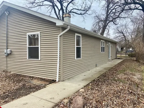 $289,000 | 39450 North Circle Avenue, Antioch, IL 60002