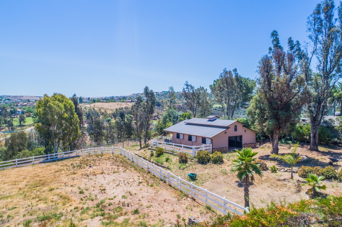 18527 Rancho Del Rio Rancho Santa Fe, CA 92067 - Photo 15 of 19
