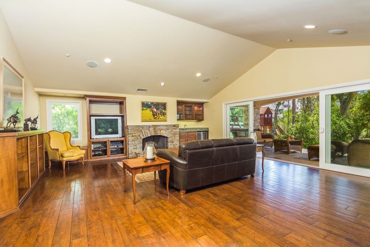 18527 Rancho Del Rio Rancho Santa Fe, CA 92067 - Photo 6 of 19