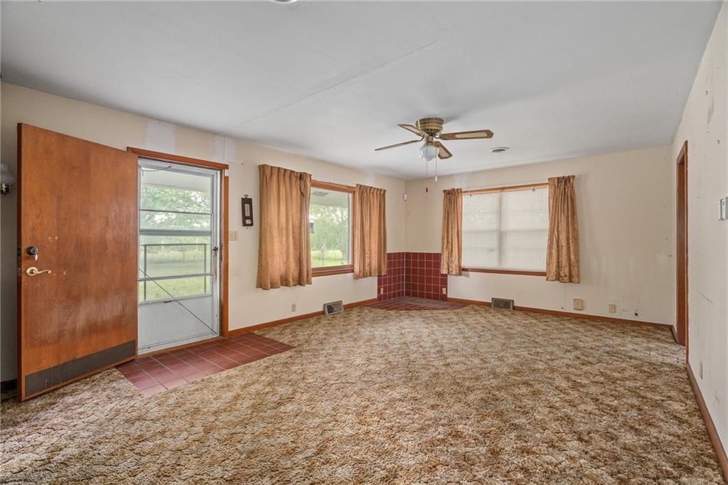 21455 South Moonlight Road Gardner, KS 66030 - Photo 3 of 25