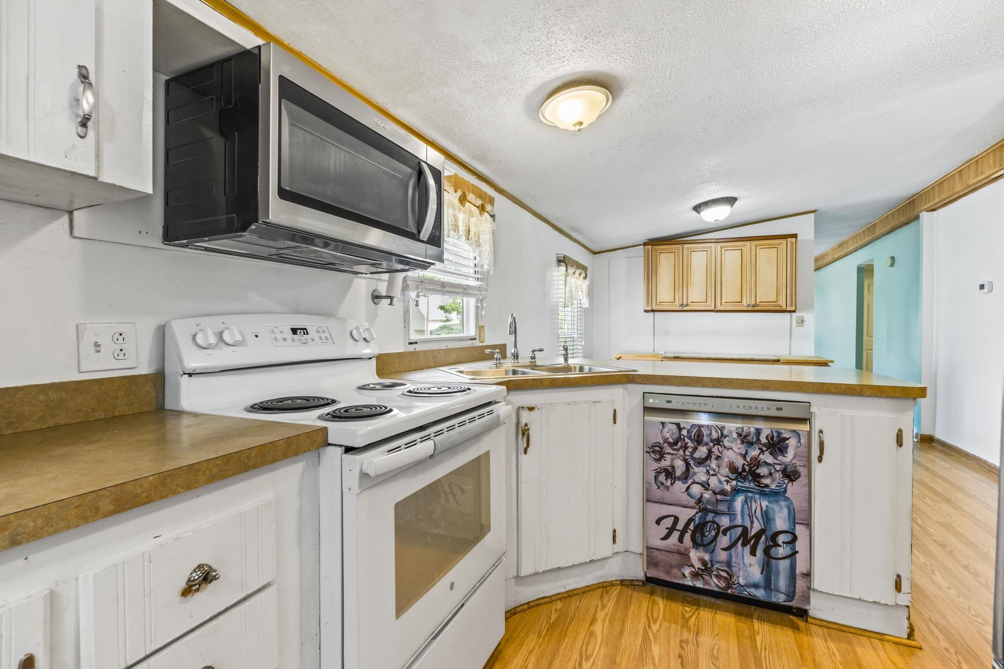 2402 Little River Neck Road North Myrtle Beach, SC 29582 - Photo 9 of 57