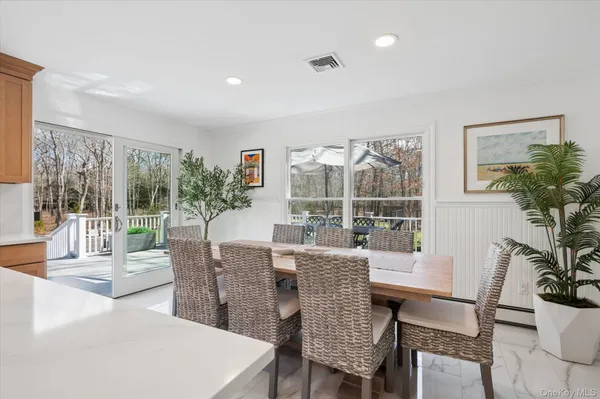 $2,100,000 | 9 Red Creek Circle, Hampton Bays, NY 11946