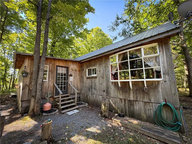 $469,900 | 39245 Hyde Lake Road, Theresa, NY 13691