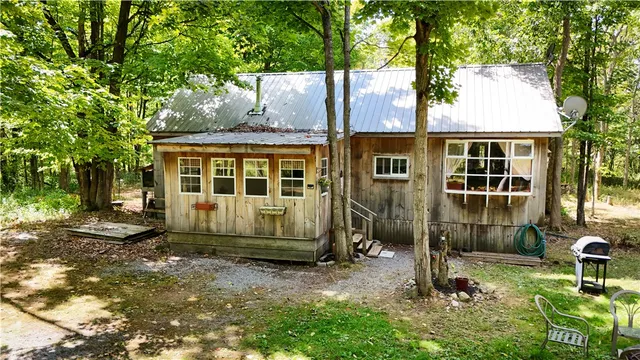 $469,900 | 39245 Hyde Lake Road, Theresa, NY 13691