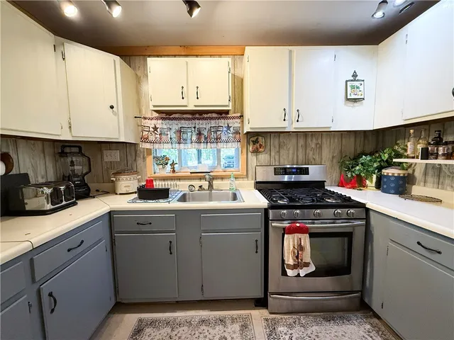 $469,900 | 39245 Hyde Lake Road, Theresa, NY 13691