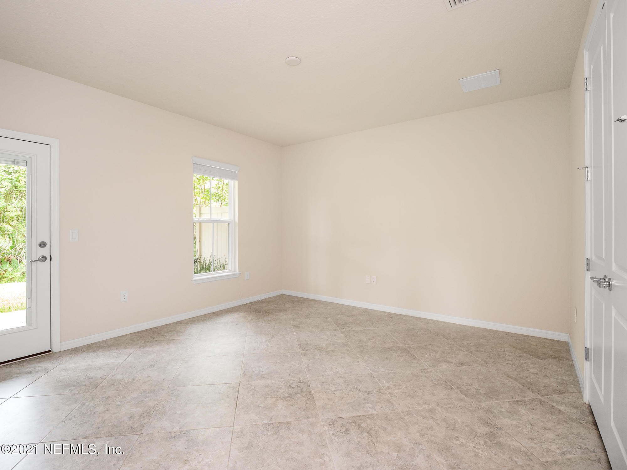 61 Spring Tide Way Ponte Vedra, FL 32081 - Photo 31 of 56 an empty room with windows