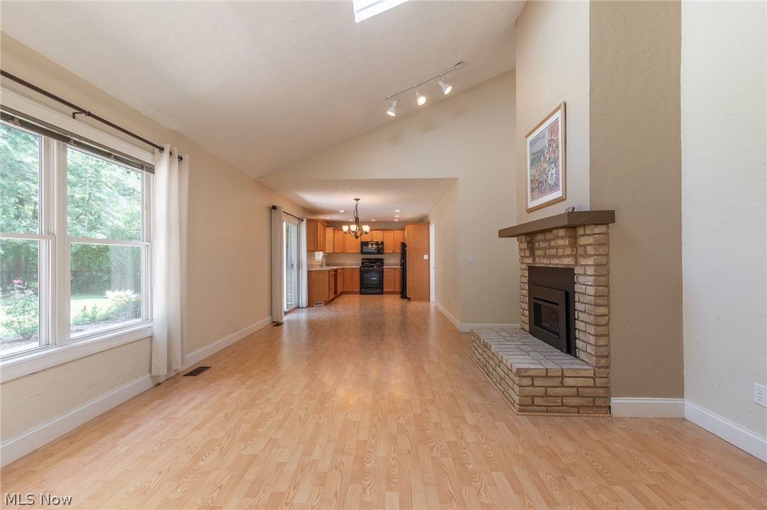 8605 Hendricks Road Mentor, OH 44060 - Photo 12 of 27 Great Room