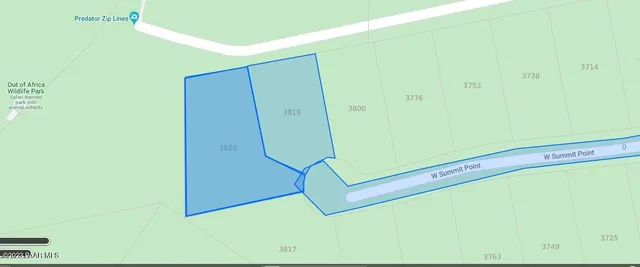 a view of a bathtub in a hallway