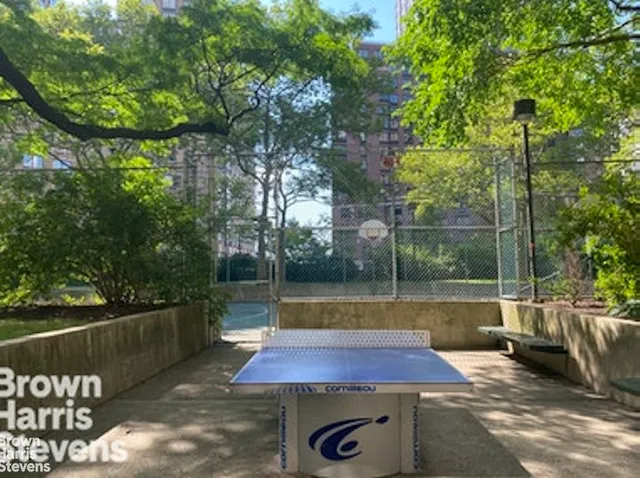 $549,000 | 165 West End Avenue, Unit 22F | Upper West Side
