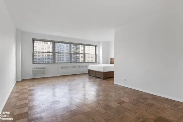 $549,000 | 165 West End Avenue, Unit 22F | Upper West Side