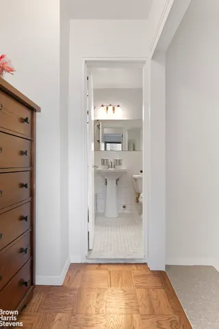 $549,000 | 165 West End Avenue, Unit 22F | Upper West Side