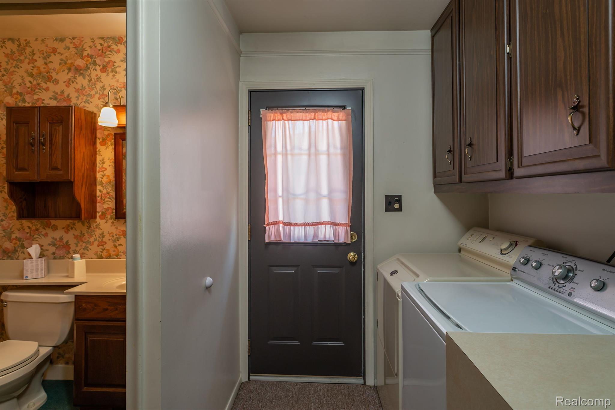 5080 Harding Street Wayne, MI 48184 - Photo 10 of 20 Gallery Image 10
