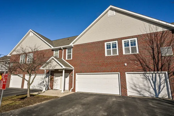 $335,000 | 12248 West Virginia Circle, Unit 7, Franklin, WI 53132