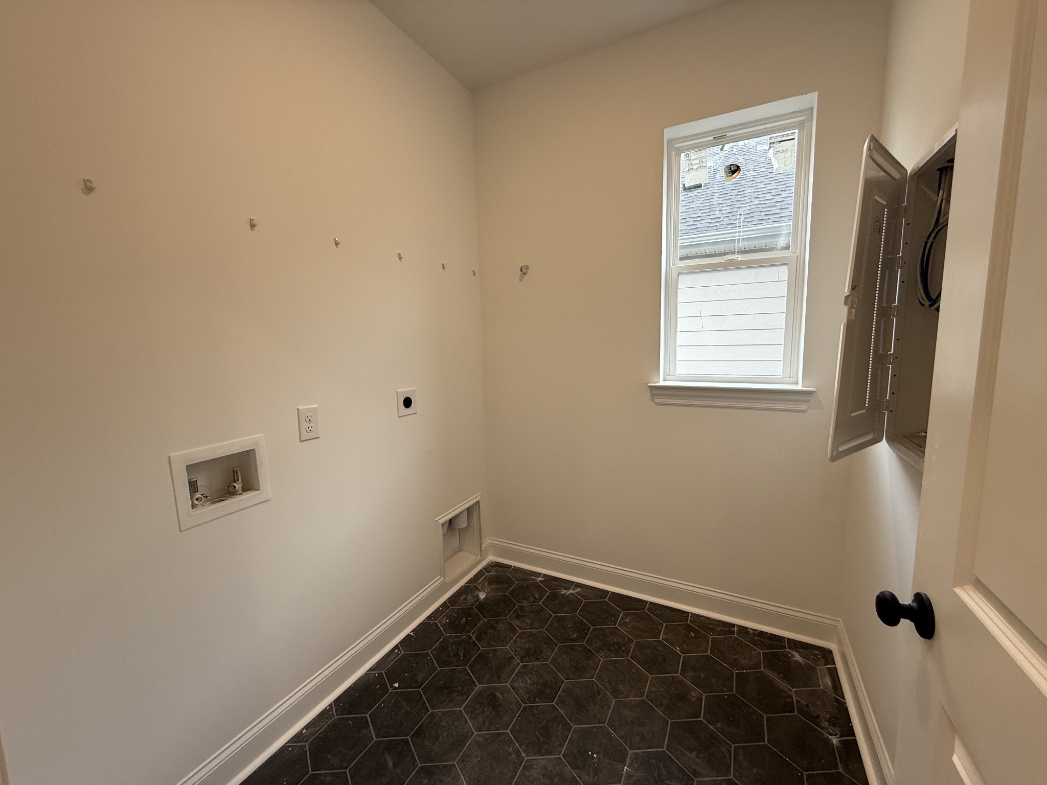 949 Brooklyn Xing Road Gallatin, TN 37066 - Photo 9 of 18