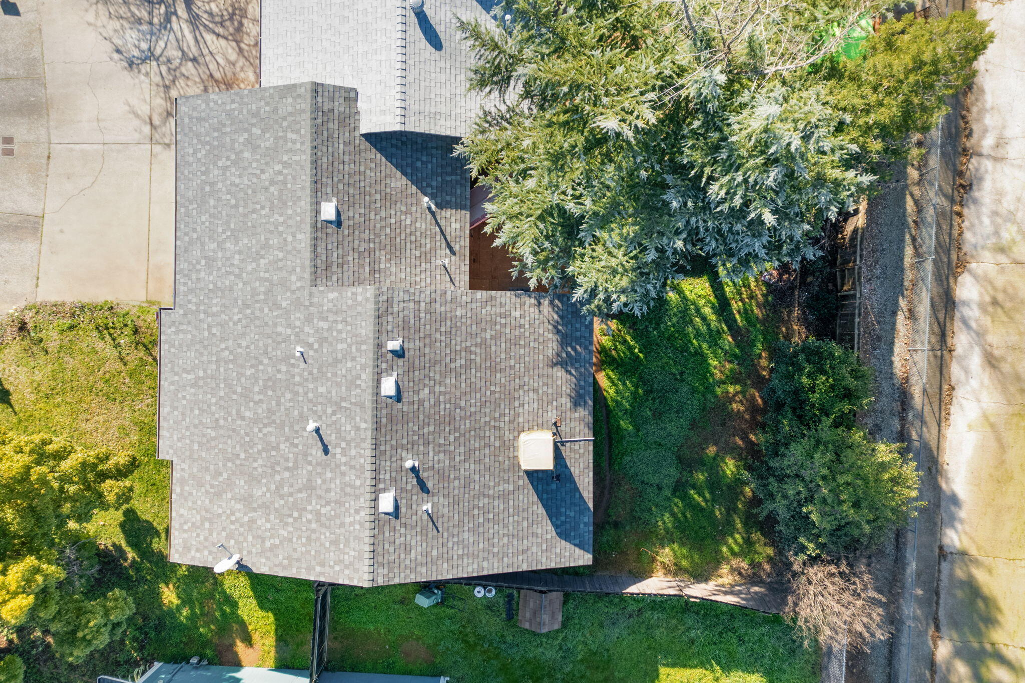 1971 Spruce Circle Anderson, CA 96007 - Photo 23 of 30 an aerial view of a house with a yard and trees