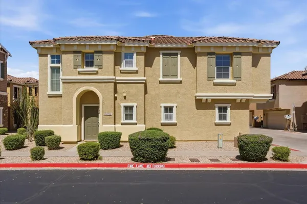 $1,950 | 34704 North 30th Avenue, Phoenix, AZ 85086
