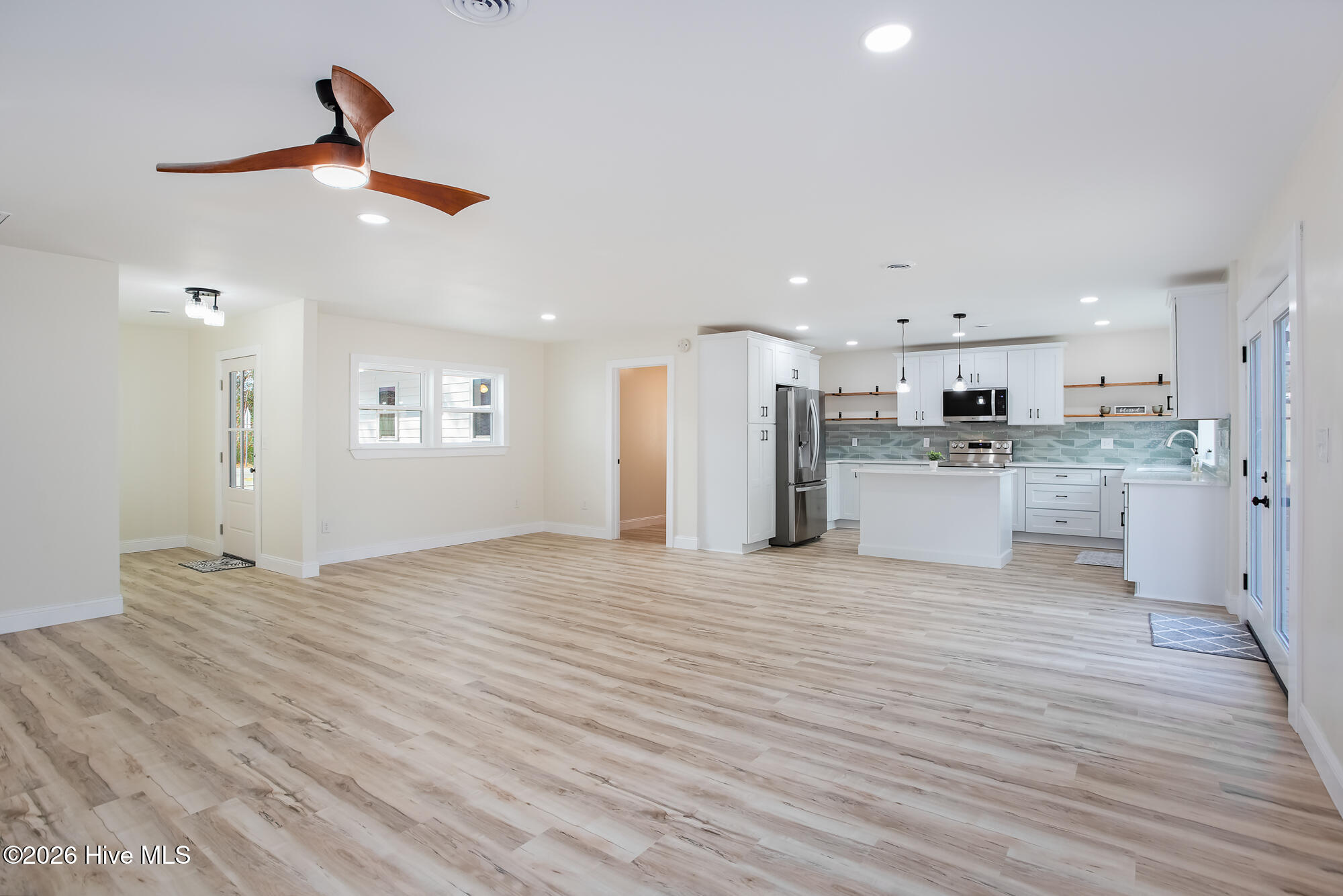 737 Silver Lake Road Wilmington, NC 28412 - Photo 11 of 29 7N4A6100