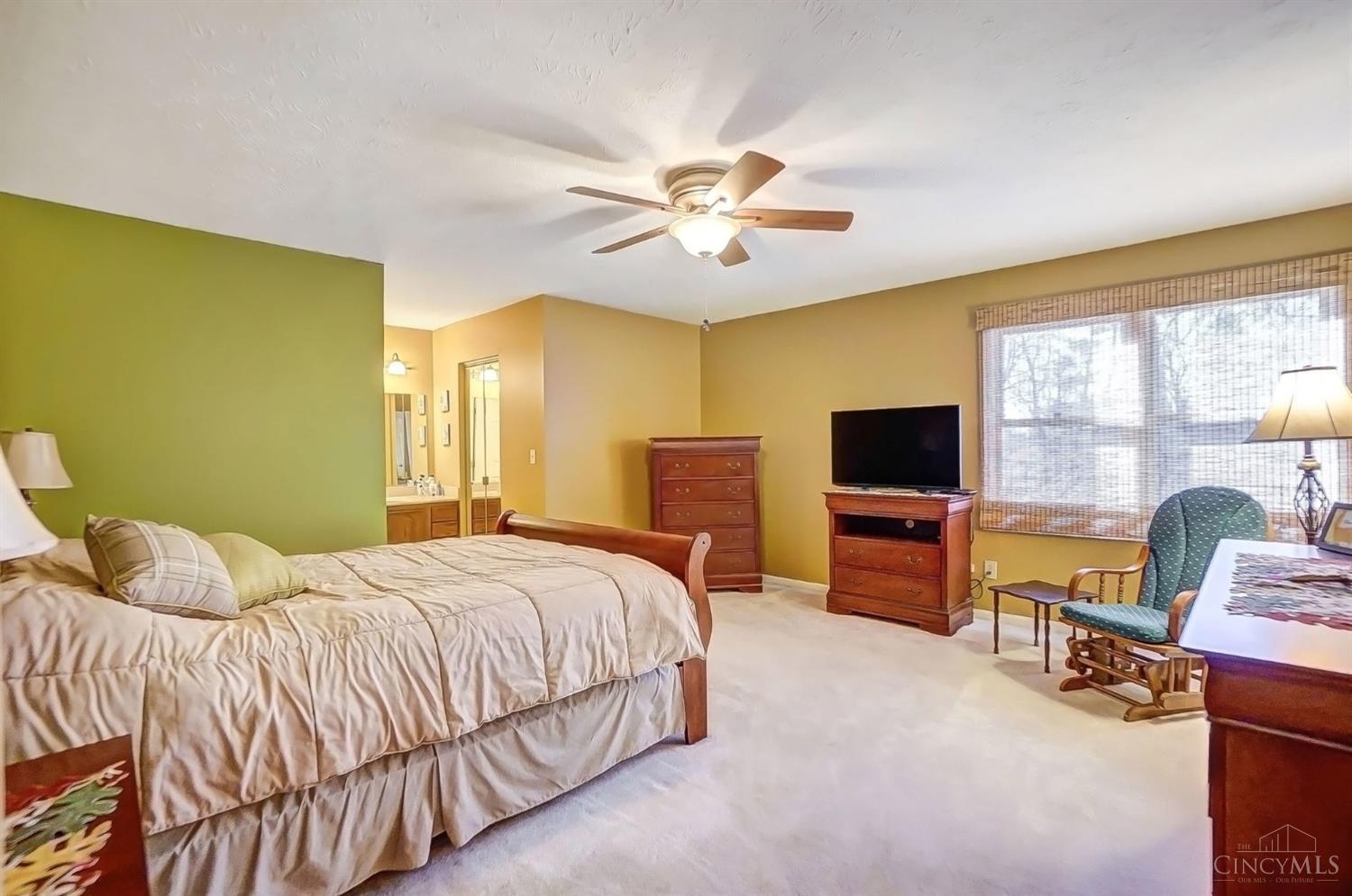 1293 Ebenezer Road Cincinnati, OH 45233 - Photo 20 of 52