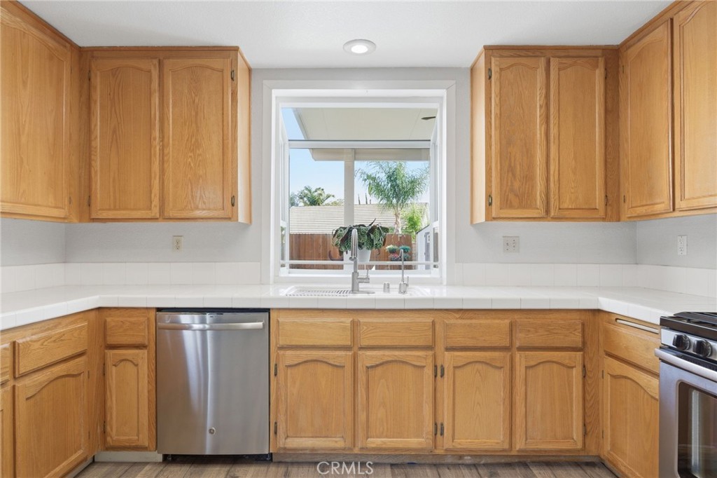 19963 Nipoma Court Riverside, CA 92508 - Photo 17 of 45