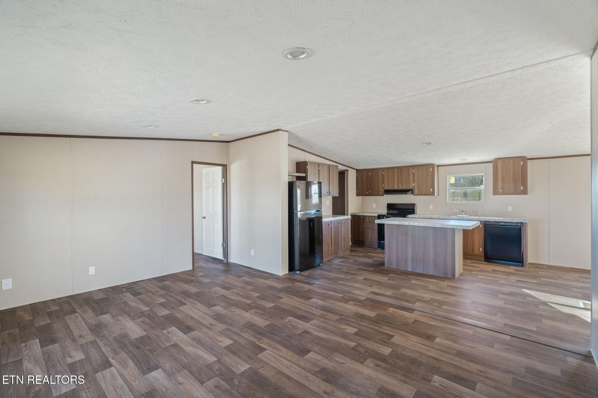 253 Laura Boling Loop Road Strawberry Plains, TN 37871 - Photo 15 of 41 14