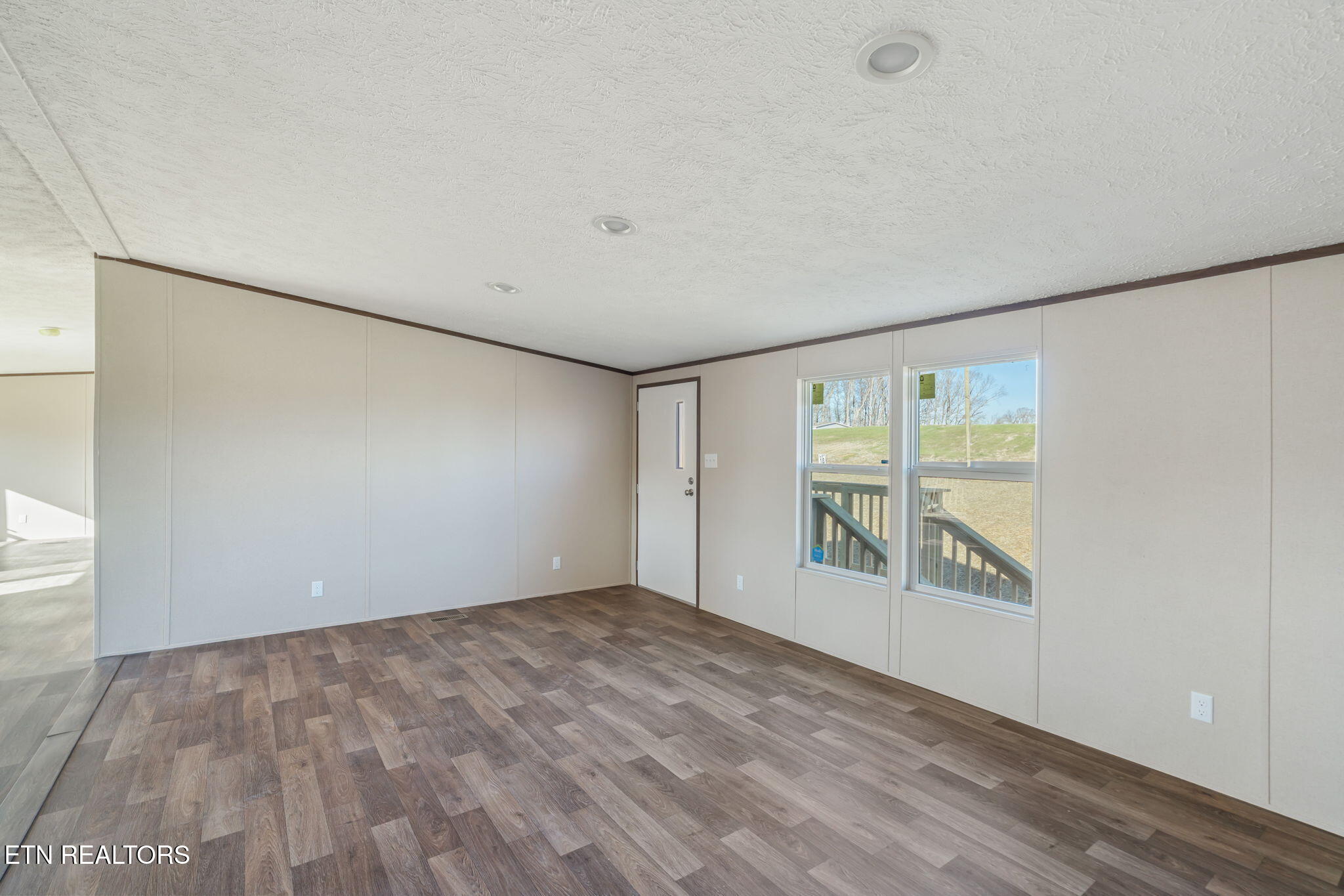 253 Laura Boling Loop Road Strawberry Plains, TN 37871 - Photo 17 of 41 16