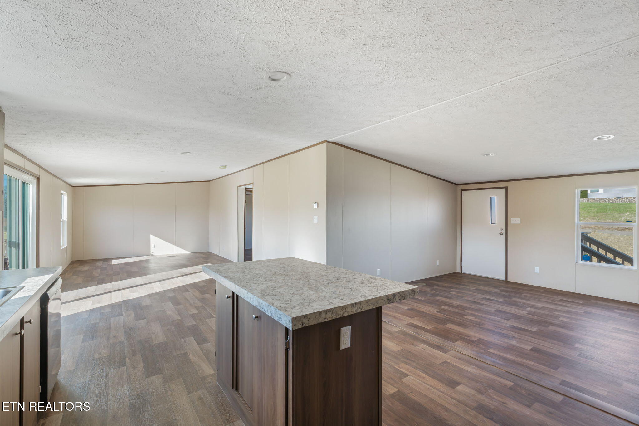 253 Laura Boling Loop Road Strawberry Plains, TN 37871 - Photo 23 of 41 22