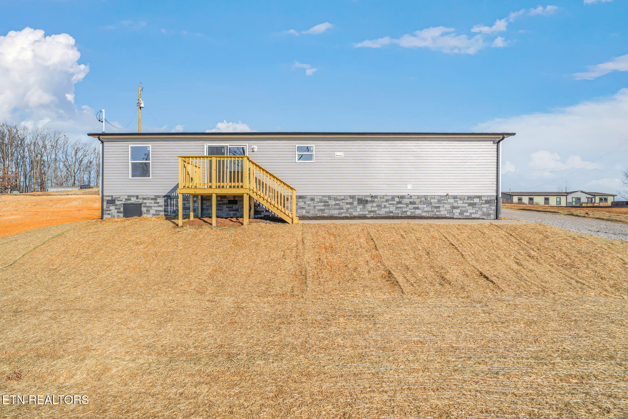 253 Laura Boling Loop Road Strawberry Plains, TN 37871 - Photo 7 of 41 7