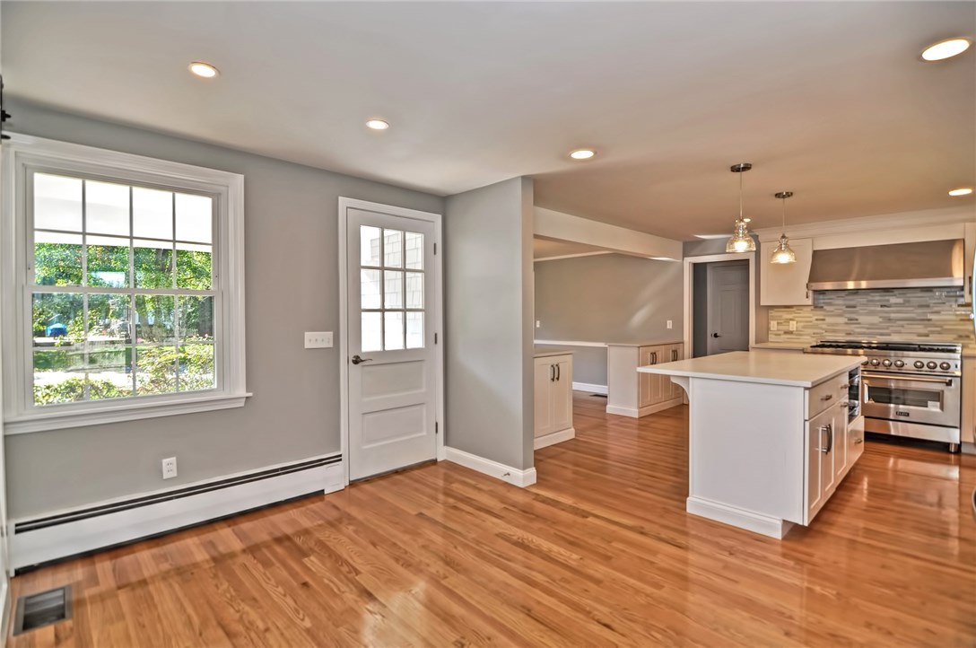 31 Lee Road Barrington, RI 02806 - Photo 11 of 40