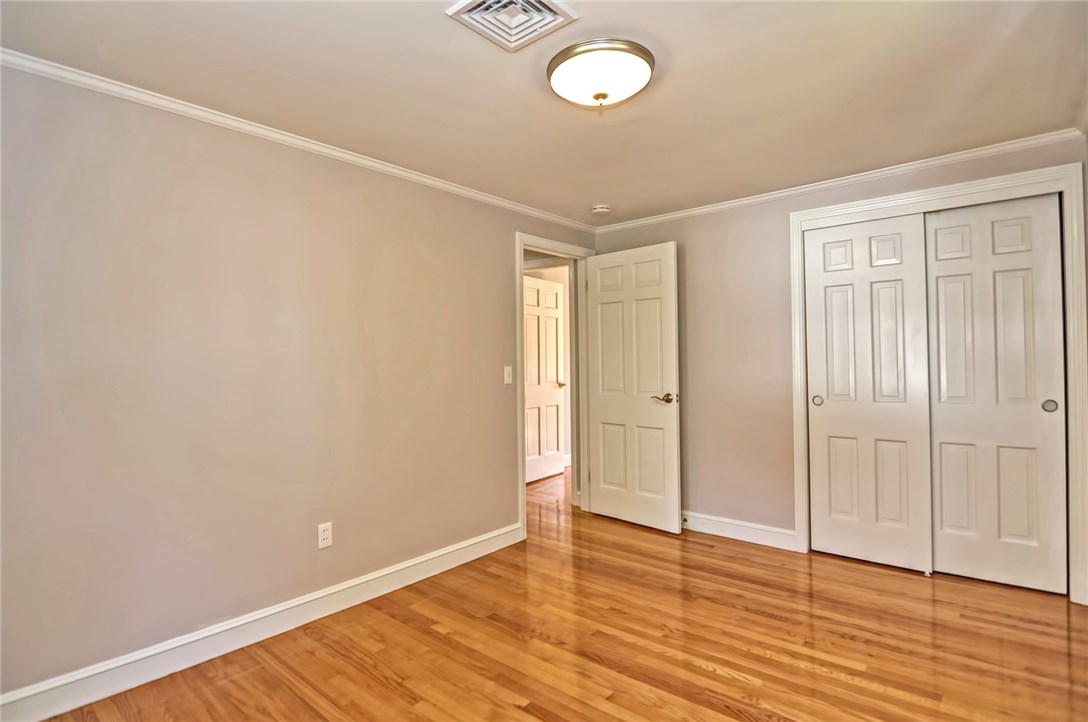 31 Lee Road Barrington, RI 02806 - Photo 29 of 40
