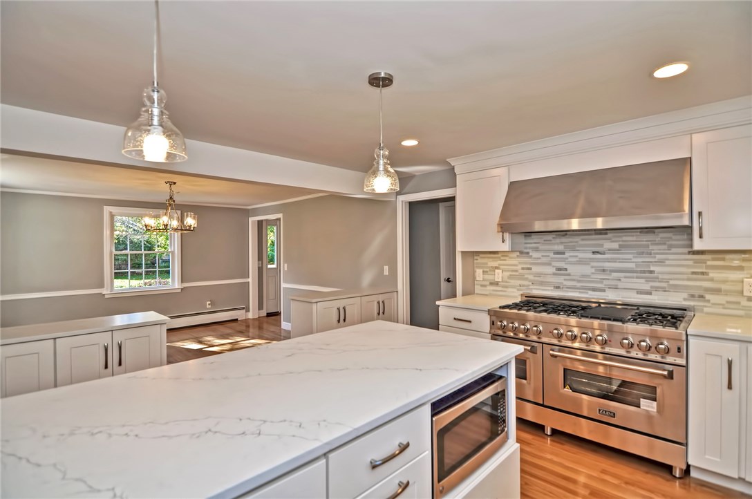31 Lee Road Barrington, RI 02806 - Photo 8 of 40