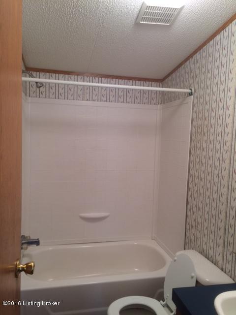 3991 Sunbeam Road Leitchfield, KY 42754 - Photo 6 of 12 IMG_2575