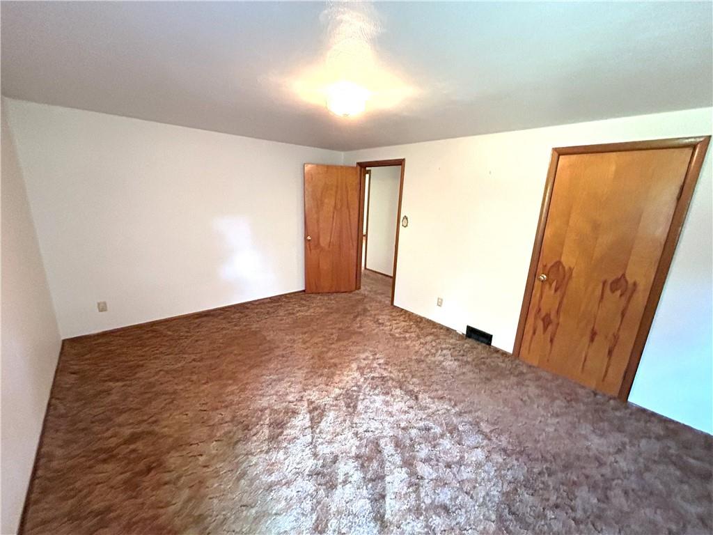 7831 Ridge Road Natrona Heights, PA 15065 - Photo 16 of 39