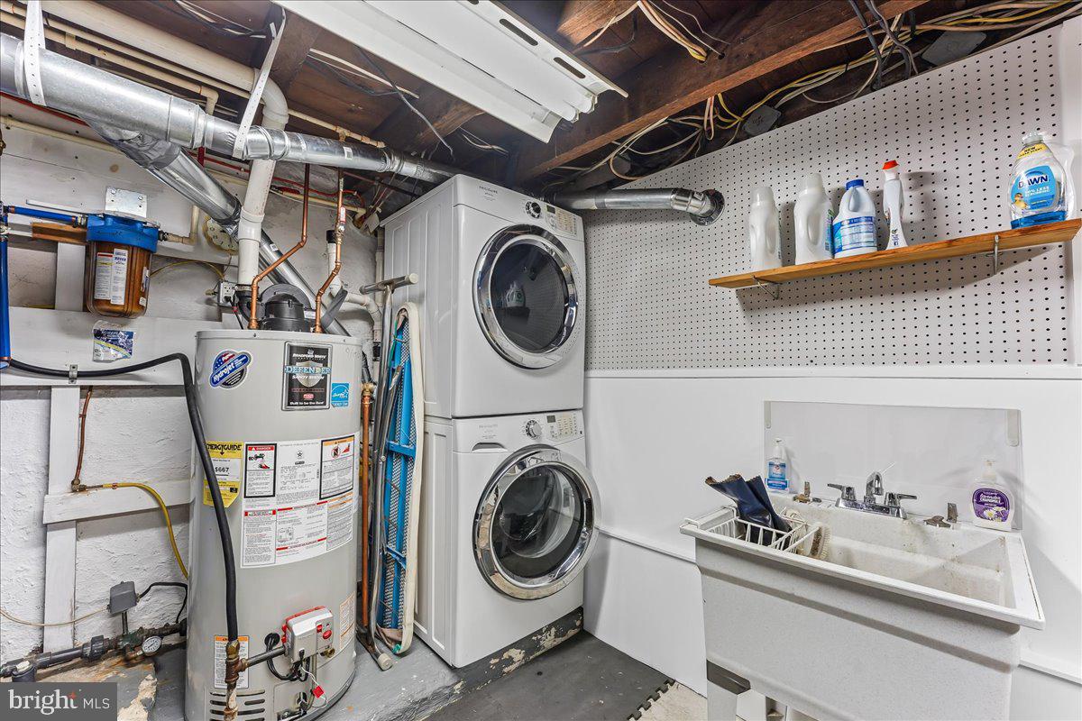 1420 Hollow Road Chester Springs, PA 19425 - Photo 28 of 43 a utility room with sink dryer and washer