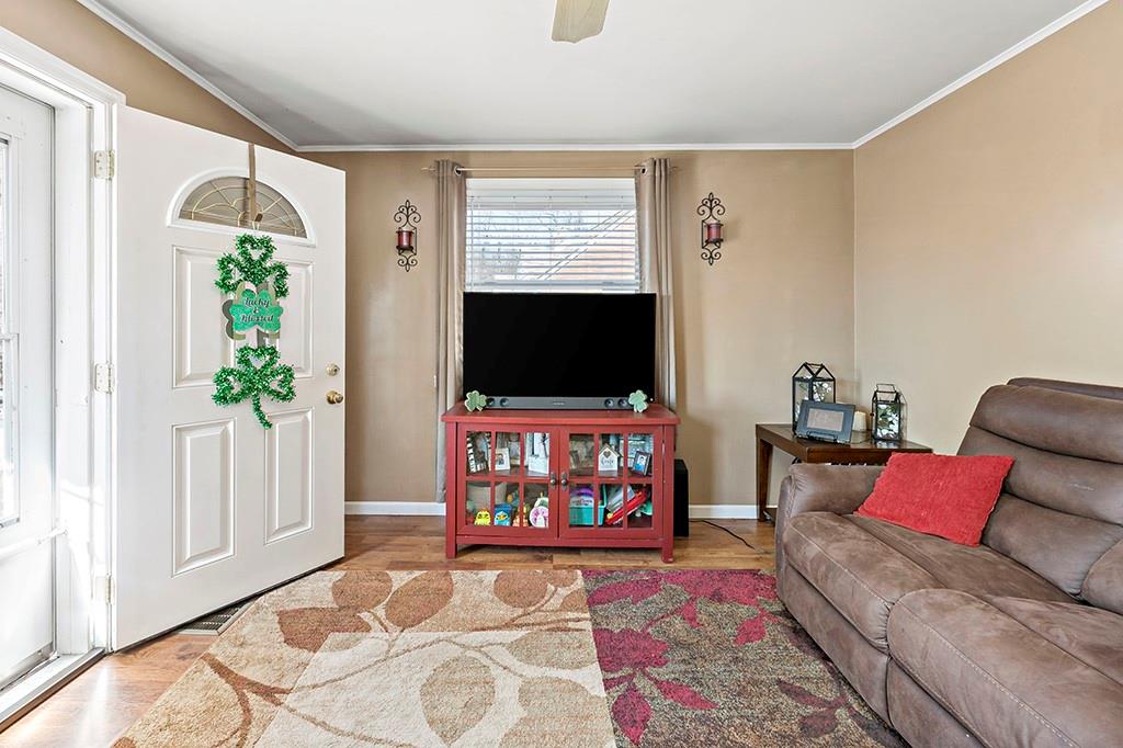 3105 Orris Road North Versailles, PA 15137 - Photo 3 of 25 Gallery Image 3