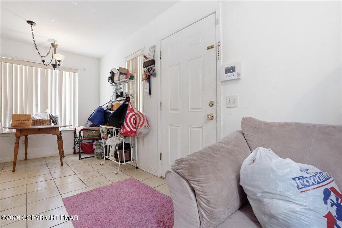 3322 Windermere Drive Bushkill, PA 18324 - Photo 16 of 52 26-034_Photo Feb 26 2026, 4 00 06 PM (1)