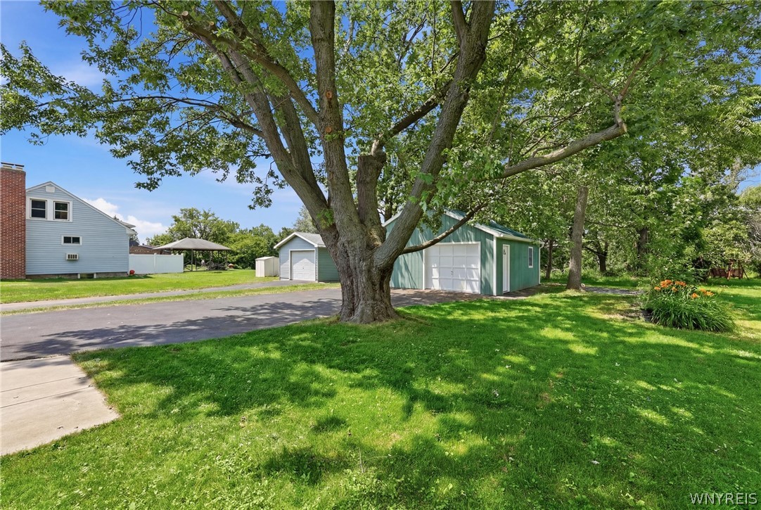362 Beach Road Cheektowaga, NY 14225 - Photo 32 of 33 Gallery Image 32