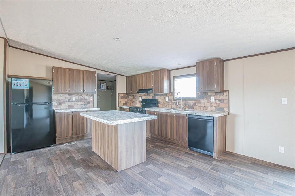 4680 Lone Star Road Poolville, TX 76487 - Photo 5 of 38