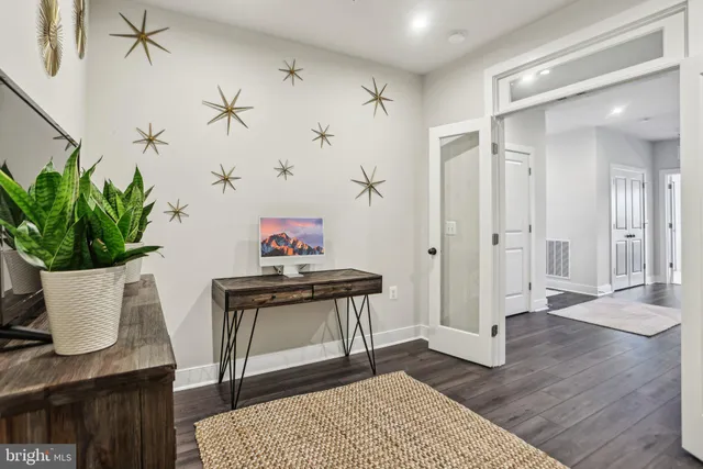 $720,000 | 100 St Ives Place, Unit 306, Oxon Hill, MD 20745