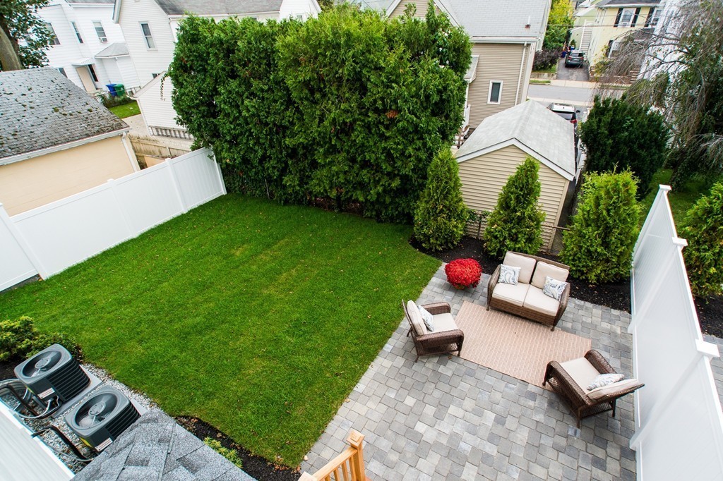 47 Lincoln Road, Unit 2 Newton, MA 02458 - Photo 18 of 19 Gallery Image 18