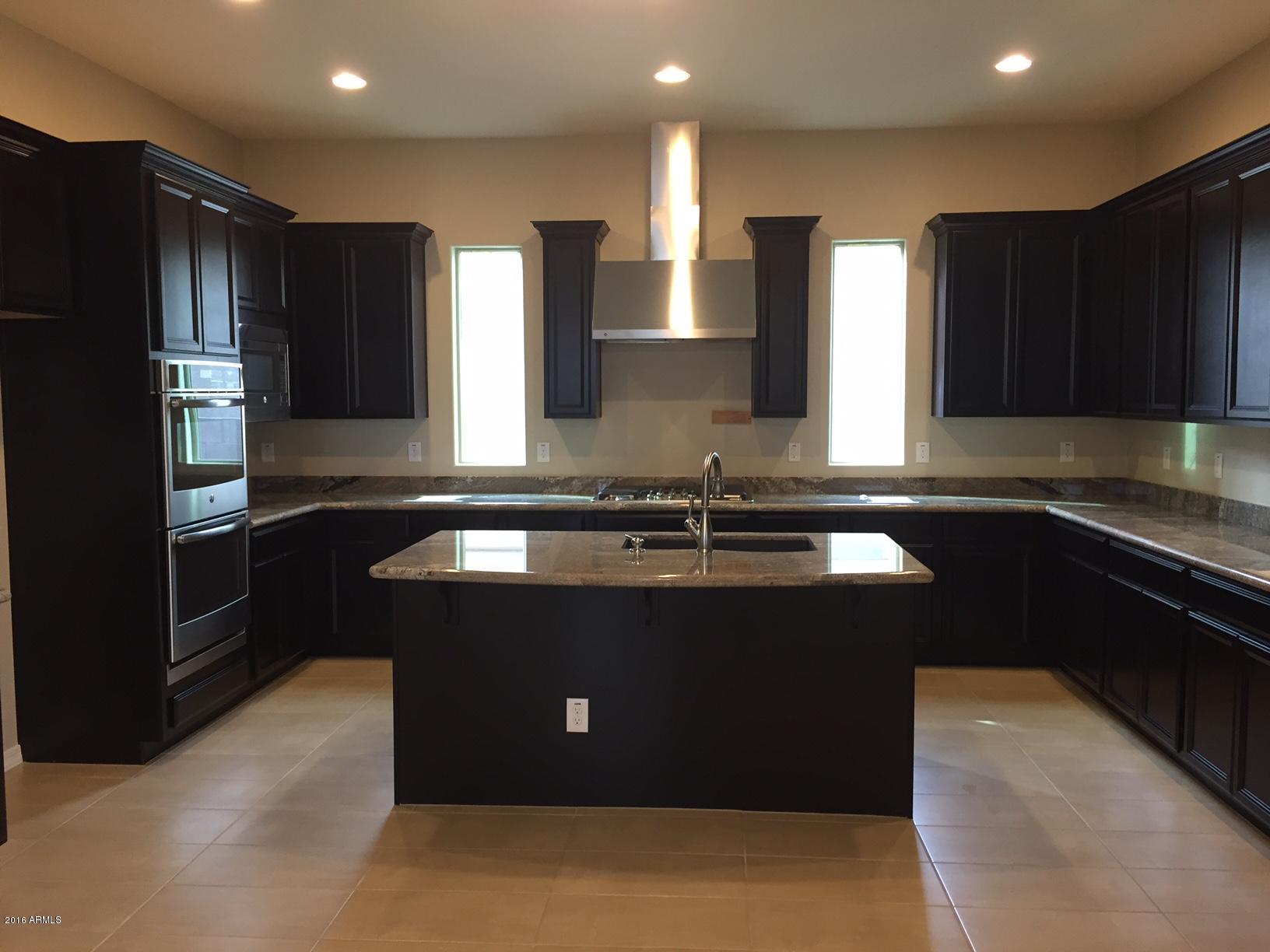 3788 East Rakestraw Lane Gilbert, AZ 85298 - Photo 2 of 8 ARC 36 Kitchen