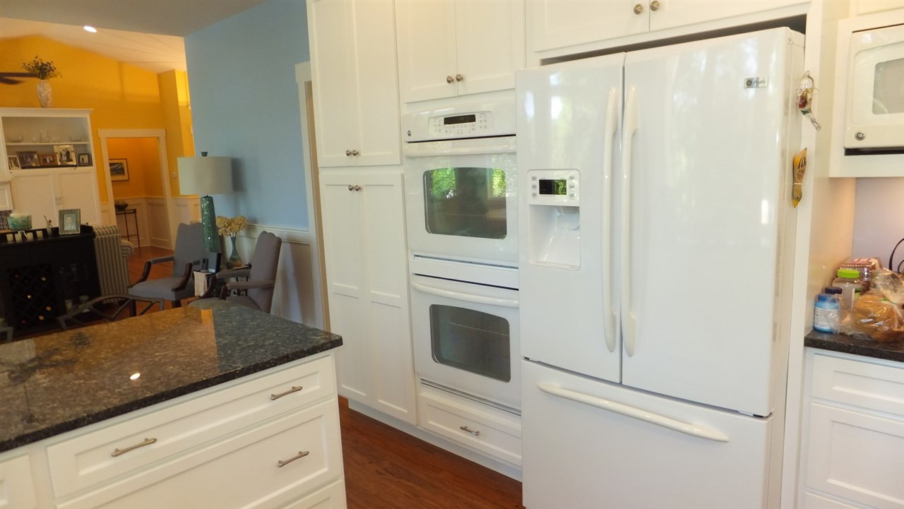 16698 Acorn Ridge Beulah, MI 49617 - Photo 17 of 68 1832397-16.JPG