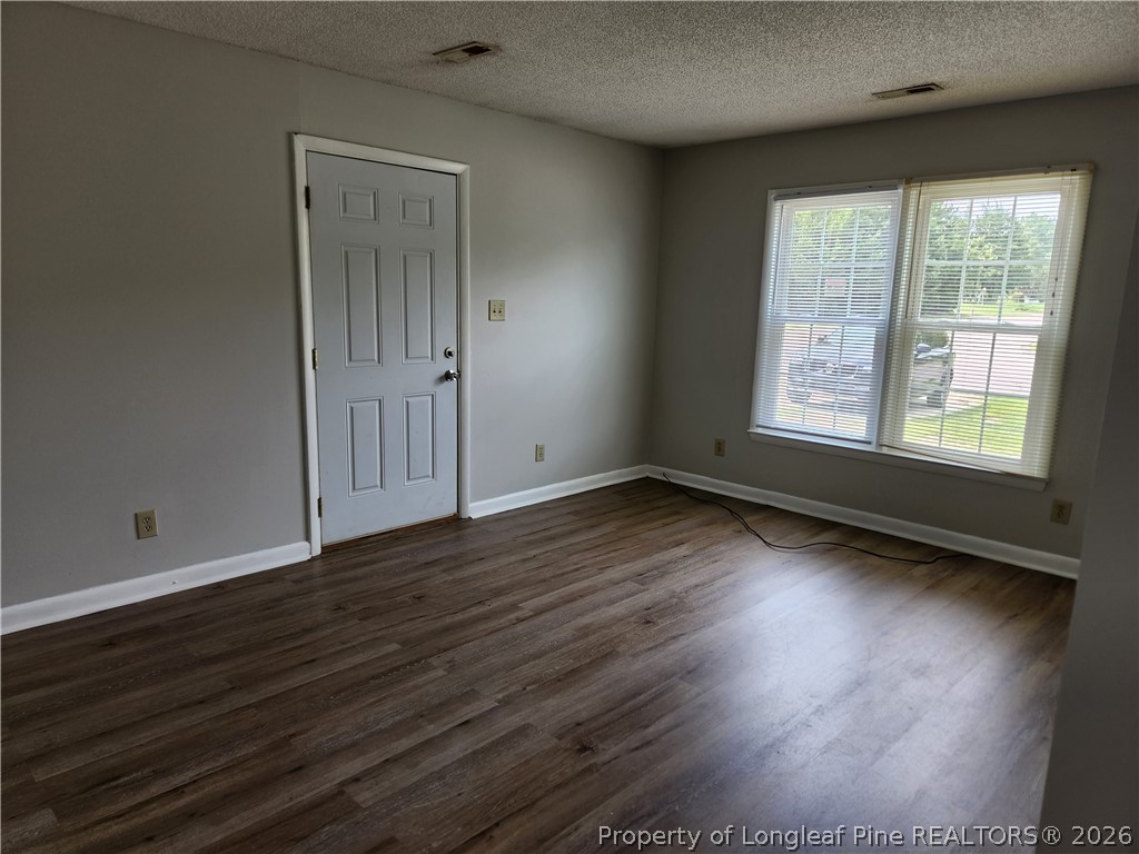 5693 A Archer Road Hope Mills, NC 28348 - Photo 2 of 10