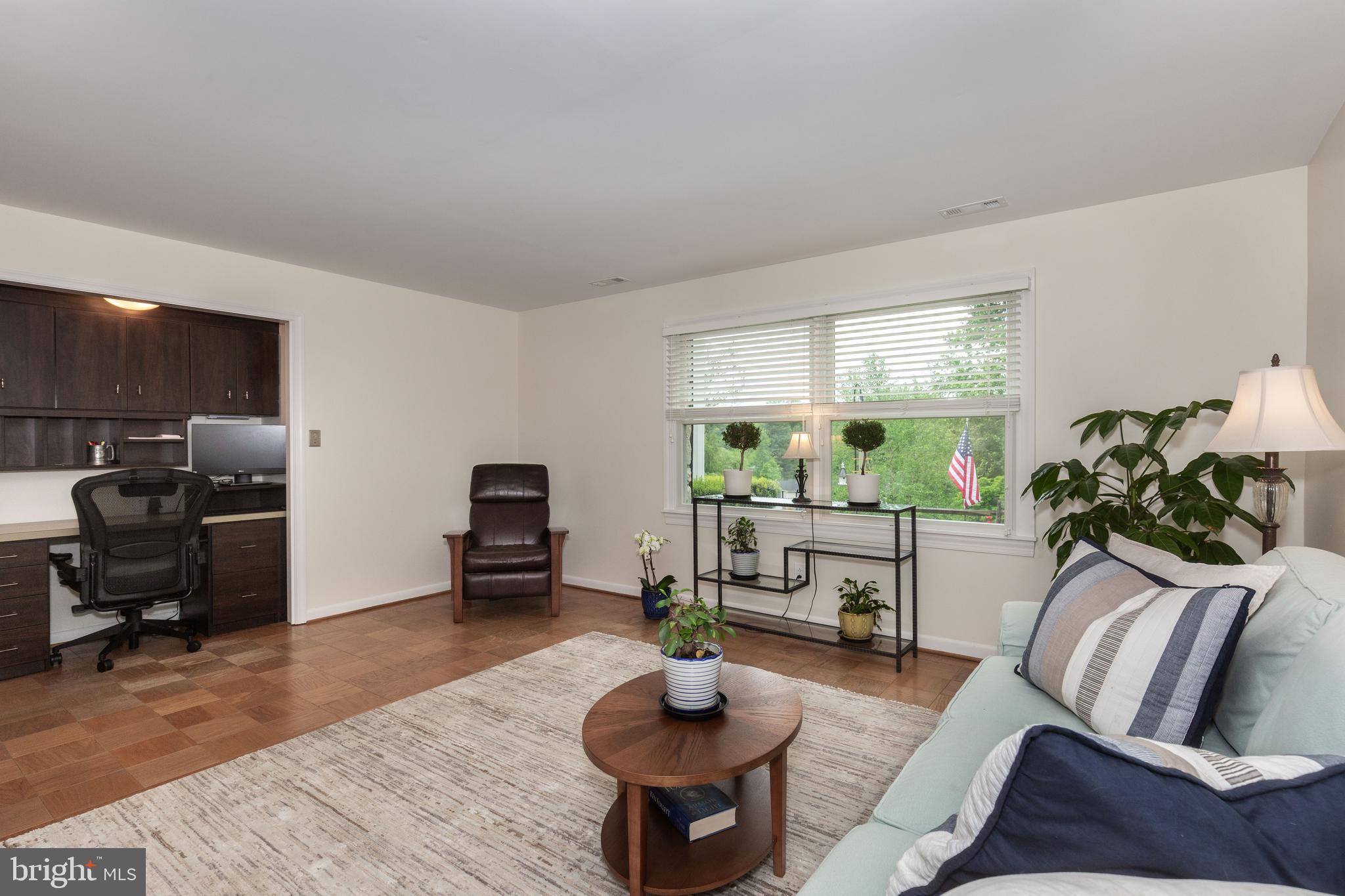 13411 Blythenia Road Phoenix, MD 21131 - Photo 51 of 65 Another living area