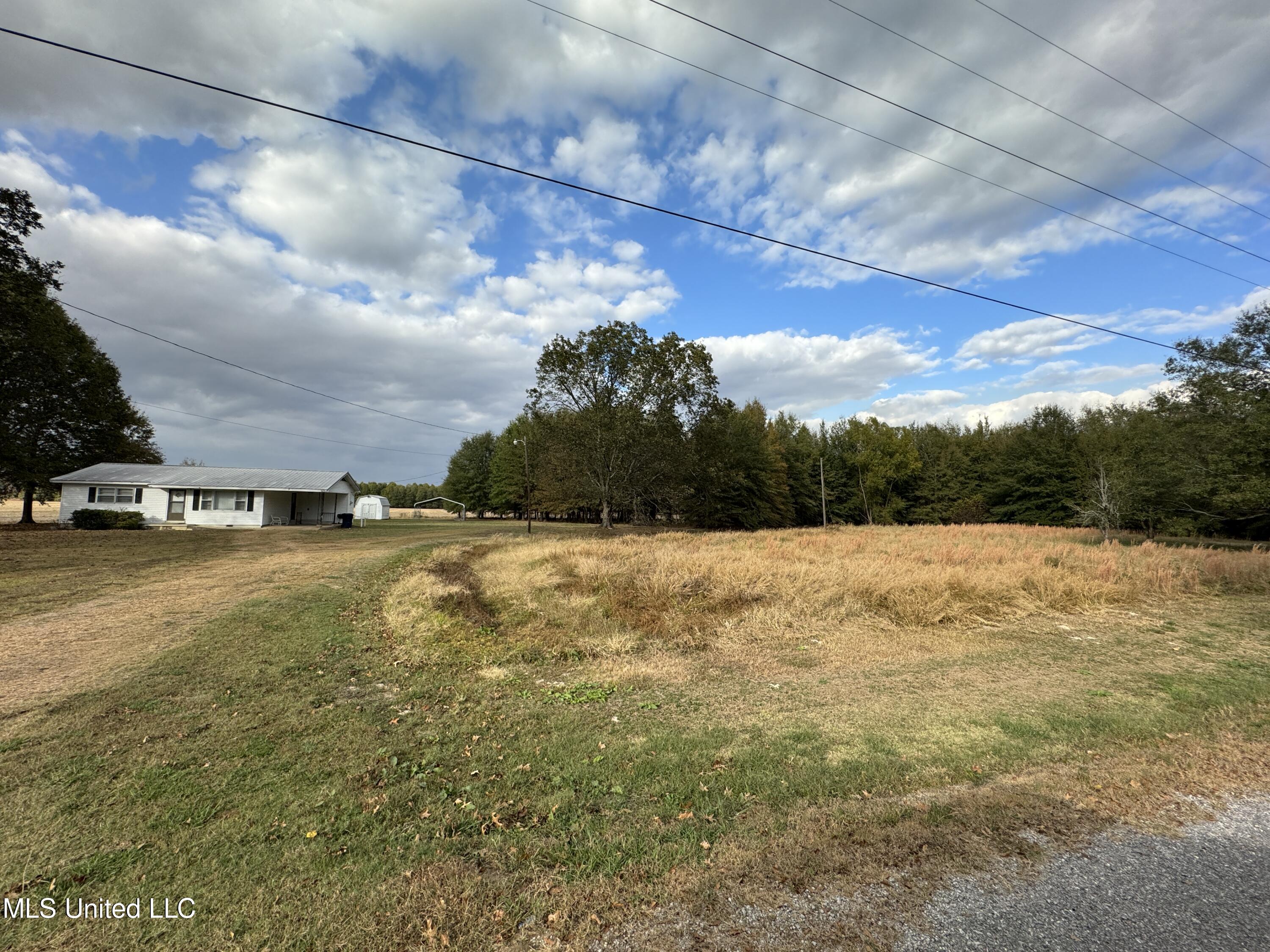 1377 Gin Road Batesville, MS 38606 - Photo 12 of 75 IMG_0428