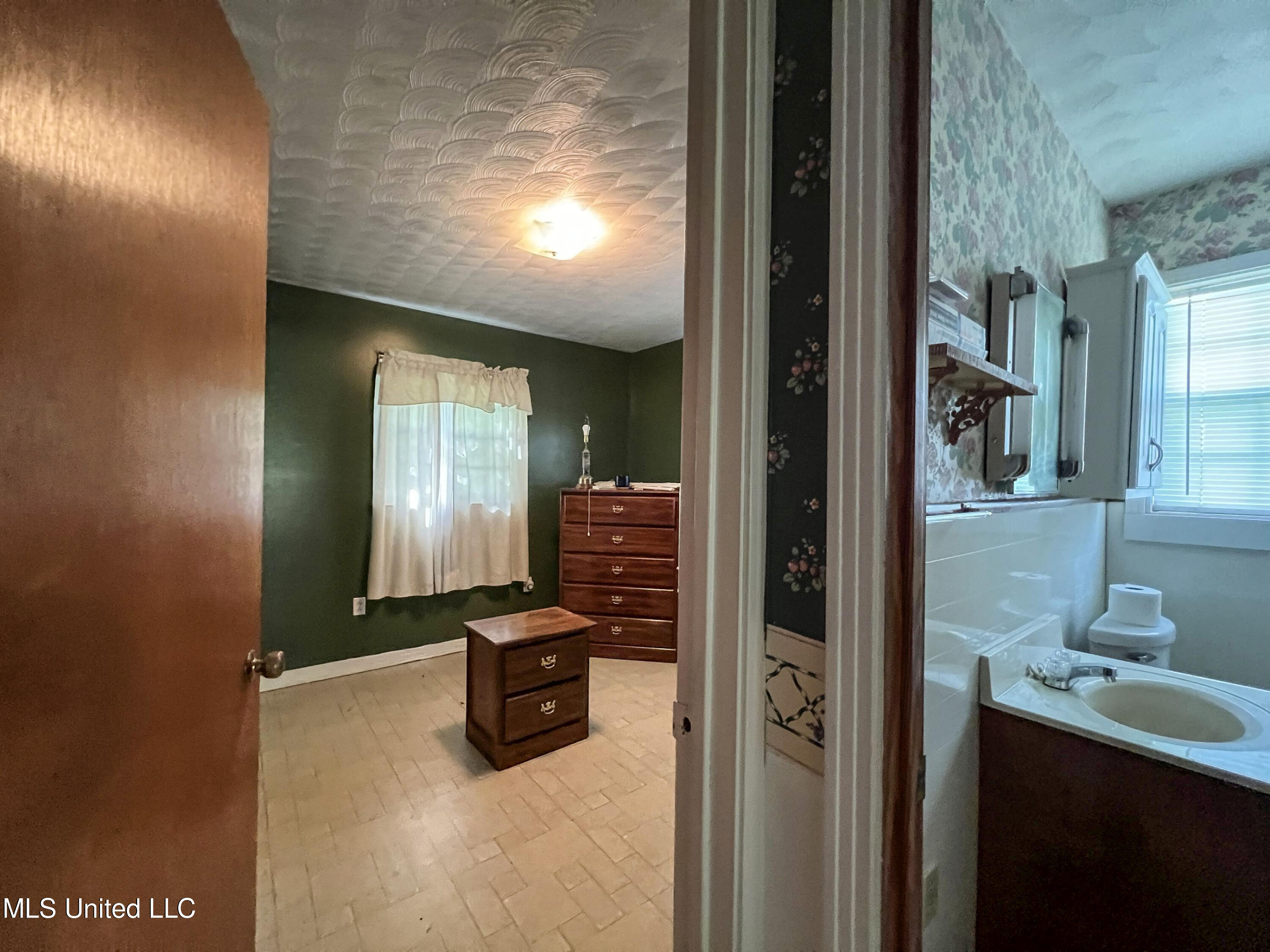 1377 Gin Road Batesville, MS 38606 - Photo 64 of 75 barrom74
