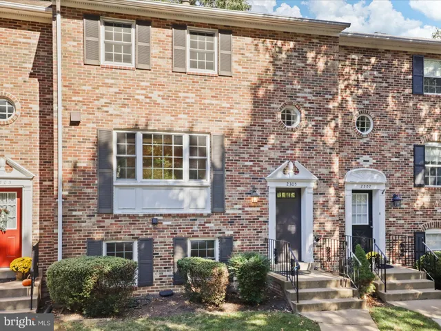 a view of an entryway