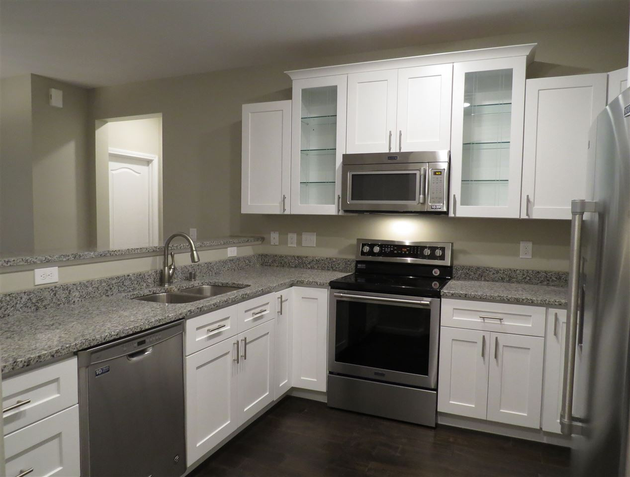 630 Rivers Breeze Drive Ludlow, KY 41016 - Photo 6 of 27