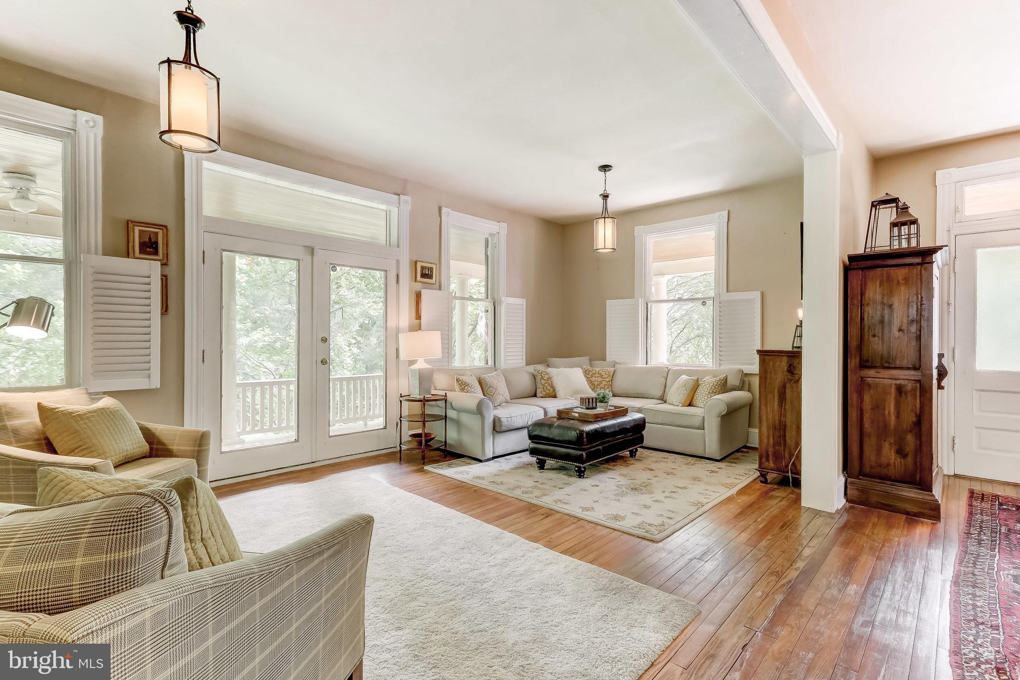 1802 Dixon Road Baltimore, MD 21209 - Photo 11 of 61 Lots of natural light