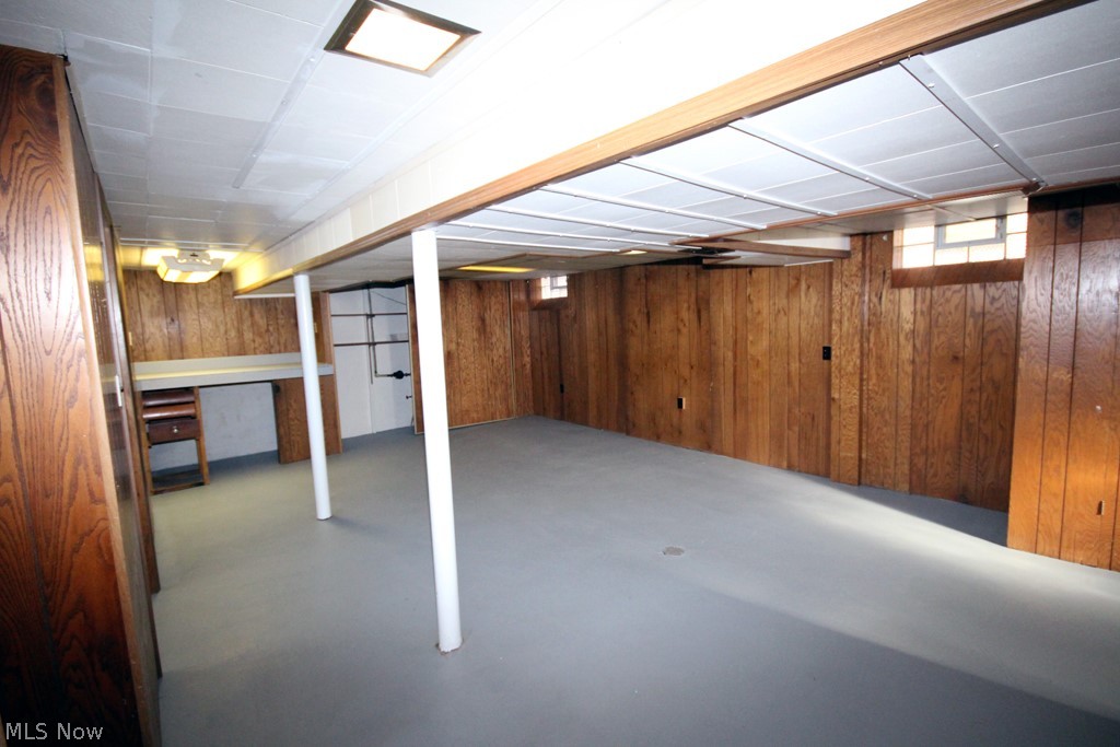 8413 Ackley Road Cleveland, OH 44129 - Photo 27 of 32 Gallery Image 27