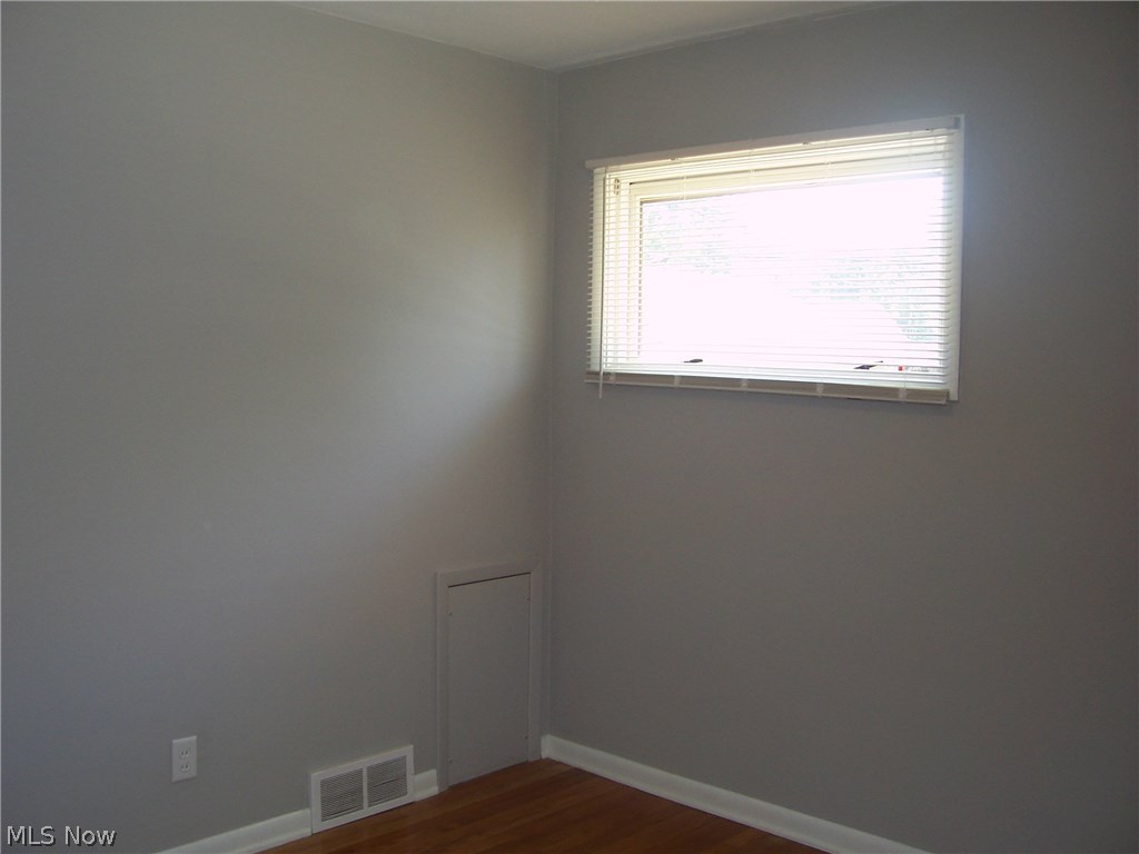 28662 Forest Road Willowick, OH 44095 - Photo 15 of 24 Gallery Image 15